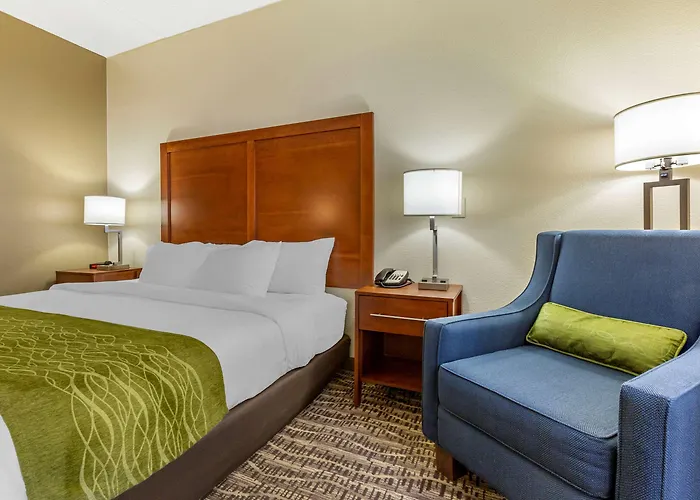 Comfort Inn&suites North - Deer Valley Phoenix