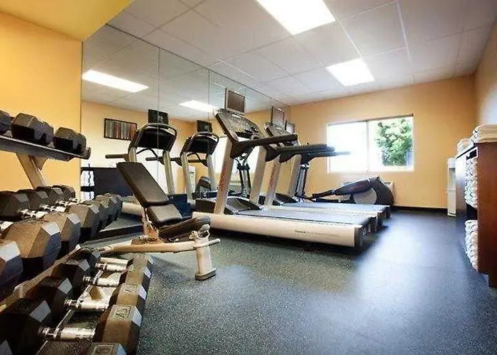 Comfort Inn&suites North - Deer Valley