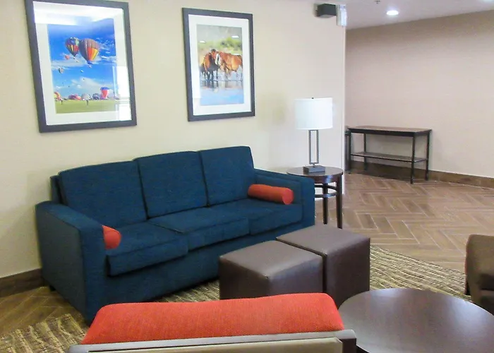 Hotel Comfort Inn&suites North - Deer Valley Phoenix