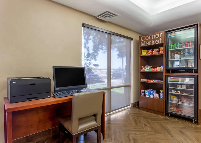 Hotel Comfort Inn&suites North - Deer Valley