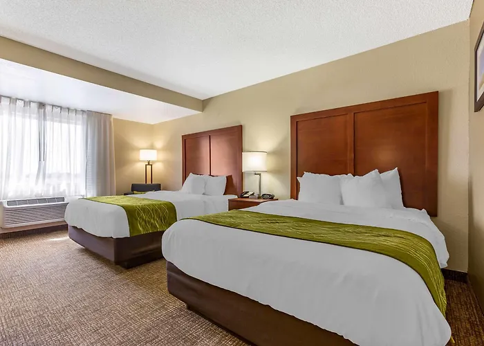 Comfort Inn&suites North - Deer Valley 3* Phoenix