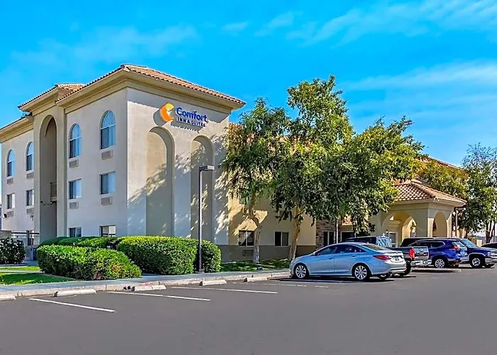 Comfort Inn&suites North - Deer Valley Hotel Phoenix