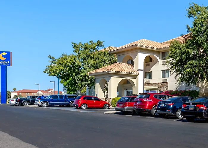 Hotel Comfort & North - Deer Valley 3*