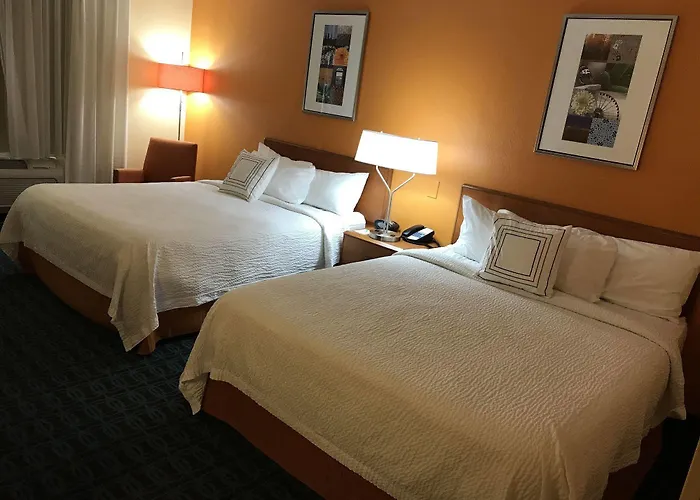 Comfort Inn&suites North - Deer Valley